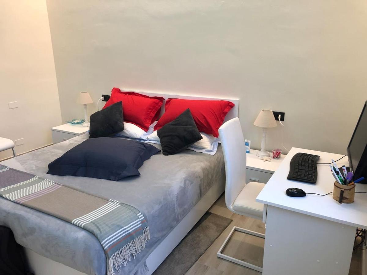Casa Vacanze Ilaria Apartman Ceparana Kültér fotó